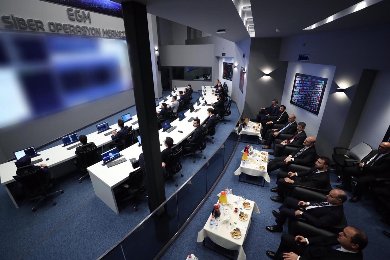EGM'nin Siber Operasyon Merkezi açıldı EGM'nin Siber Operasyon Merkezi açıldı